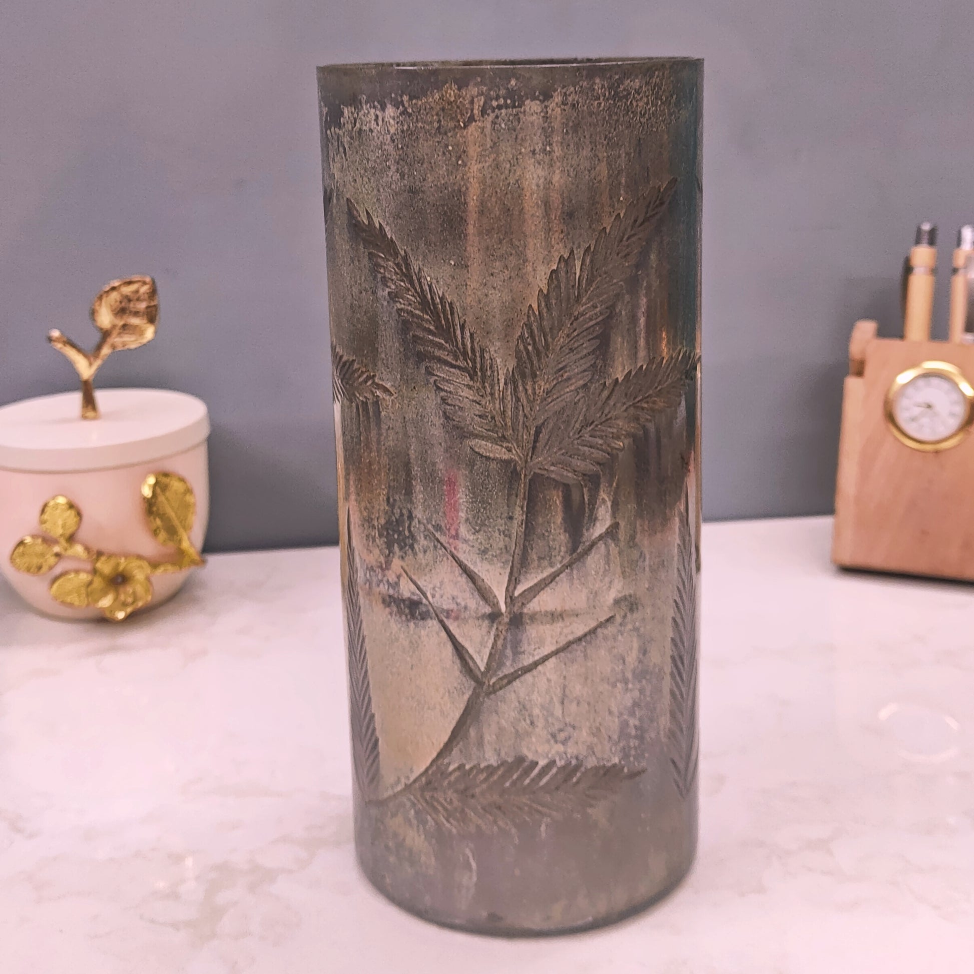 Leaf Cut Glass Flower Pot - Craft Man of India